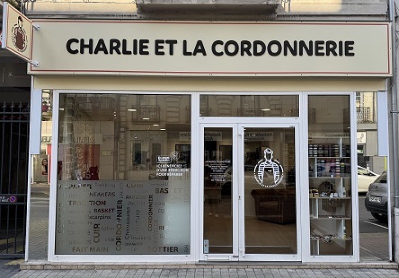 Deventure_Charlie_et_la_cordonnerie